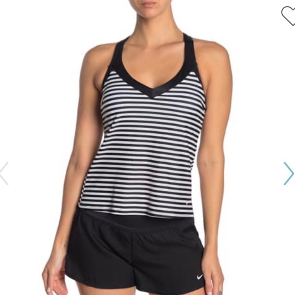 Nike – V-Neck Stripe Print Tankini